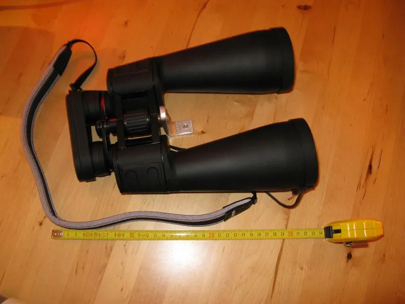 Grosses Fernglas 15×70