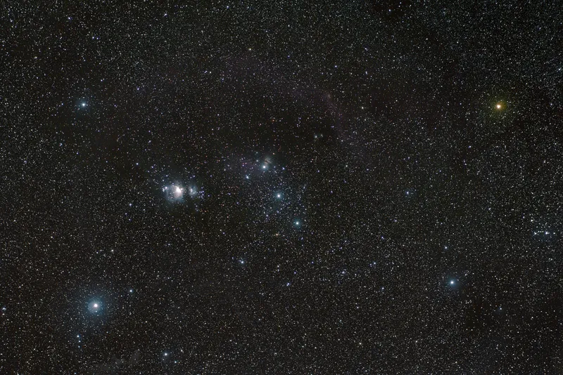 Sternfeld im Orion mit vielen schwachen Sternen